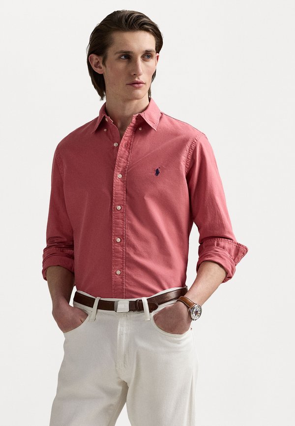 SLIM FIT GARMENT-DYED OXFORD SHIRT - Shirt - adirondack berry