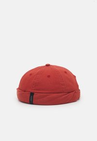Puma PRIME DOCKER HAT UNISEX - Gorro - chili oil