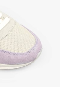 Scalpers HARRY - Matalavartiset tennarit - purple
