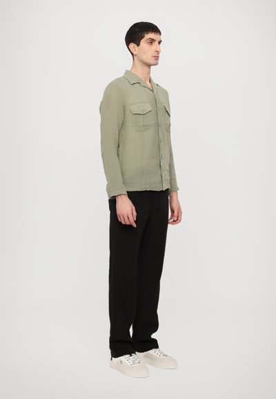 120% Lino LONG SLEEVE REGULAR FIT MEN - Ing - cactus