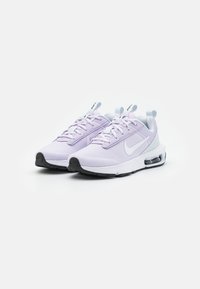 Nike Sportswear AIR MAX INTRLK LITE - Sapatilhas - violet frost/white/barely grape/pure platinum