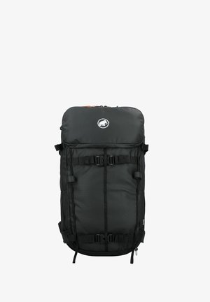 Schwarzer Rucksack mit rechteckiger Form, aus strapazierfähigem Material, ausgestattet mit mehreren verstellbaren Riemen, einem Logo und Seitentaschen.