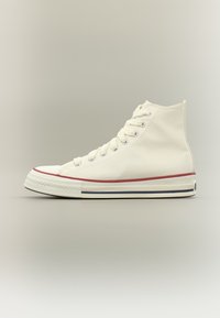 Δεν επιλέχθηκε, vintage white/blue/red