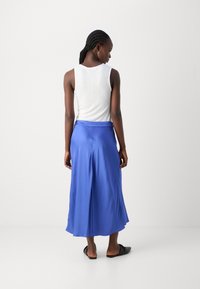 Anna Field Linne - off-white
