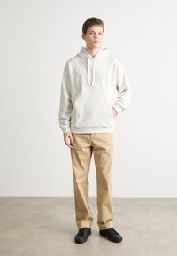 HUGO DITCHLE - Sweatshirt - natural