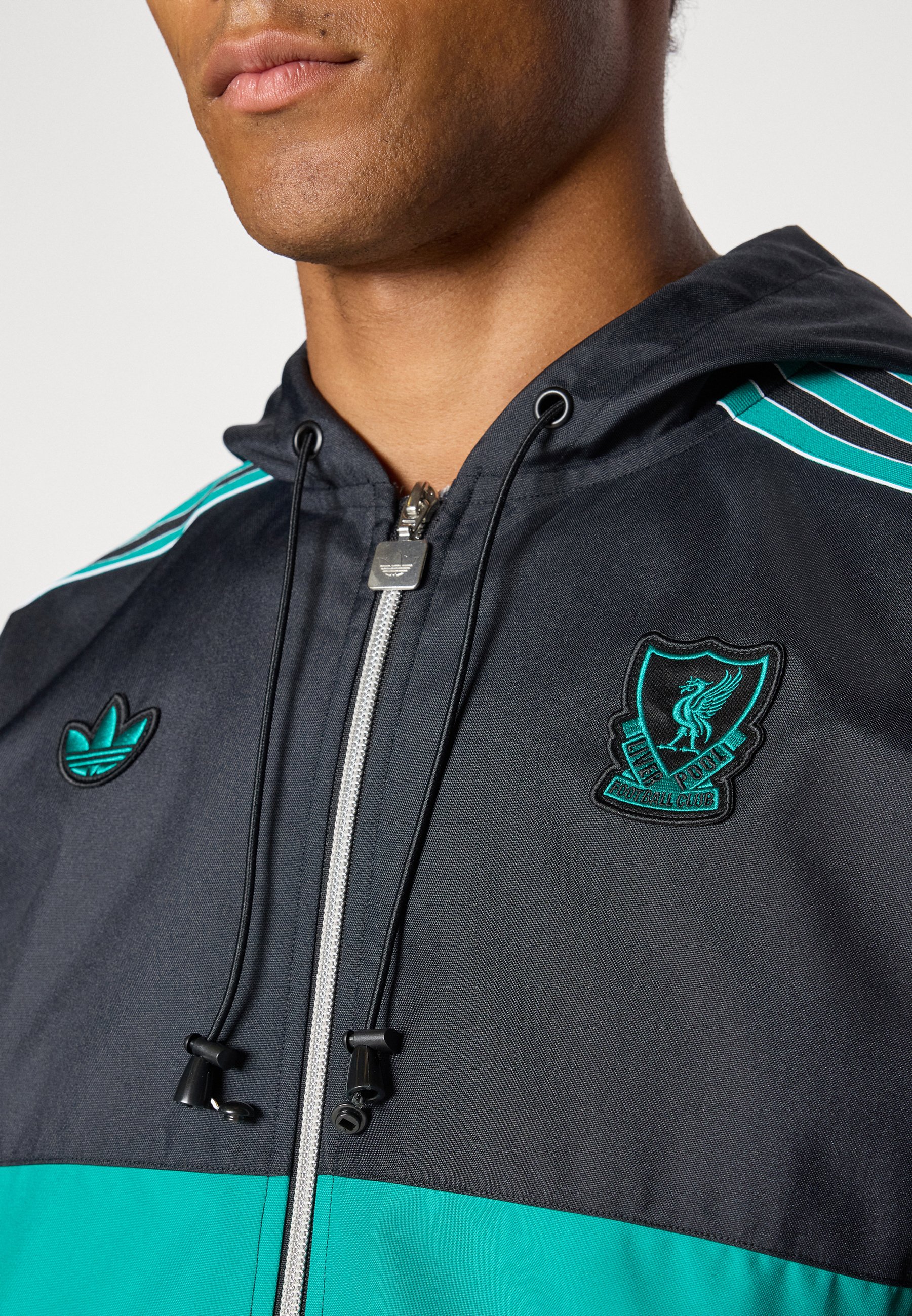 adidas Originals LIVERPOOL FC ICON PARKA - Club wear - black/sea