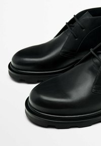 Massimo Dutti Lace-up ankle boots - black