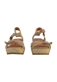 Emilie Karston ESABEL - Wedge sandals - beige