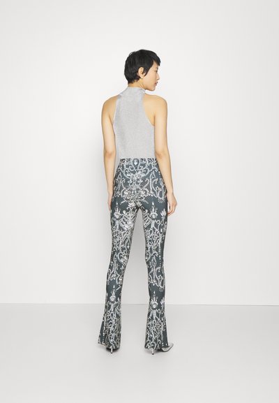 Norma Kamali SPAT - Pantalon classique - silver-coloured
