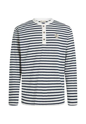 Maglietta a righe a maniche lunghe in blu navy e bianco, con scollo henley con tre bottoni e un piccolo logo sul petto.