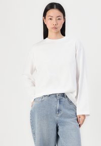 Gina Tricot BASIC LONG SLEEVE TEE - Long sleeved top - white