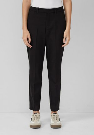 IM SLIM FIT - Trousers - schwarz