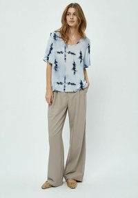 Desires BINA SHORT SLEEVE SMOCK  - Blūze - dusty blue print