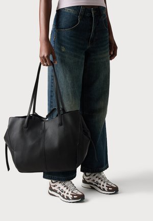 ONLAYA PU TOTE BAG - Shopping bag - black