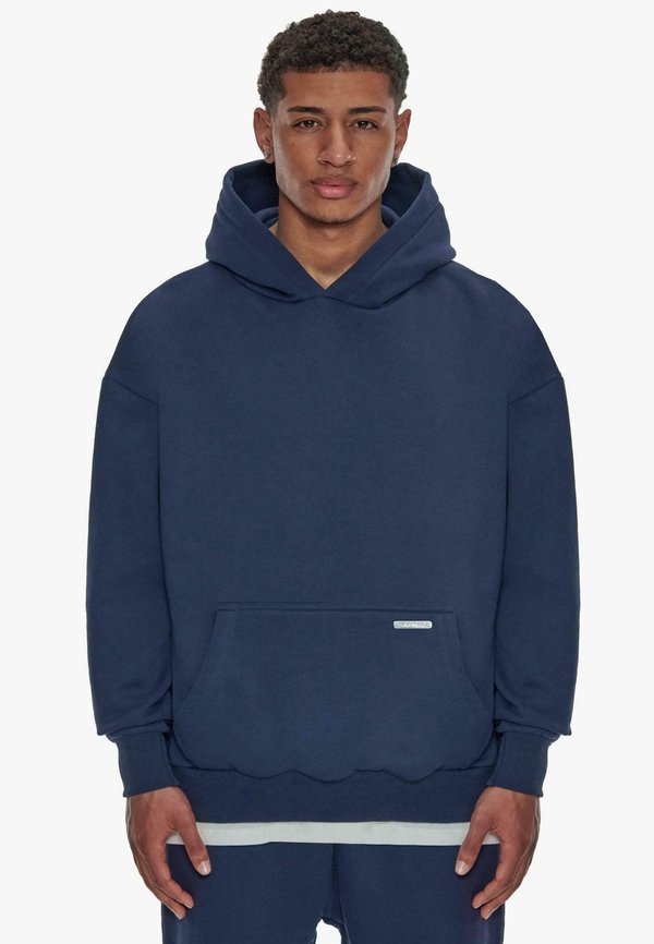 SUPER HEAVY BLANK  - Kapuzenpullover