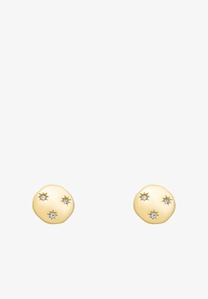 Goldfarbene Ohrstecker mit einer strukturierten, kreisförmigen Form, die mit drei kleinen, sternartigen Akzenten besetzt sind, die klare Steine für zusätzlichen Funkeln haben.