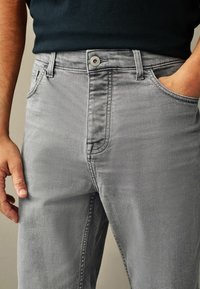 Next REGULAR FIT OVERDYED - Jean droit - light grey
