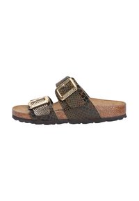 Sandale brune avec un motif de reptile, double boucles métalliques ajustables, semelle en liège et semelle extérieure en caoutchouc texturé noir.