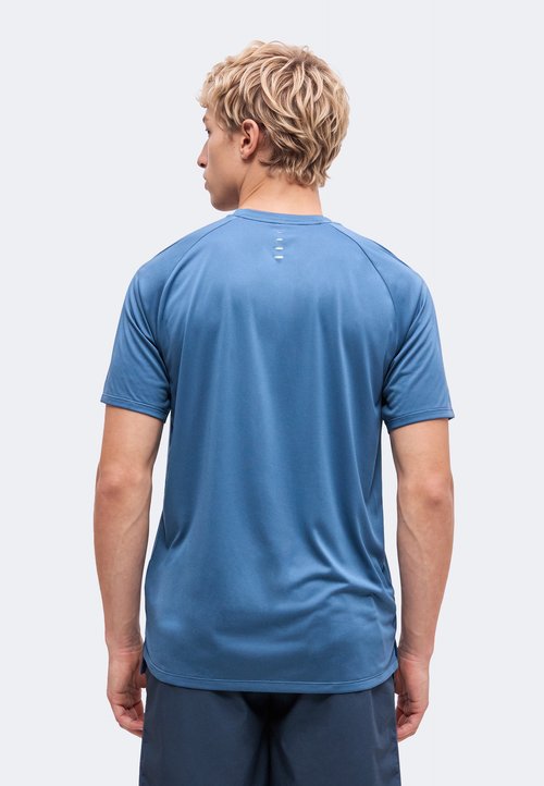 Nike Stride Short Sleeve Top — photo 3