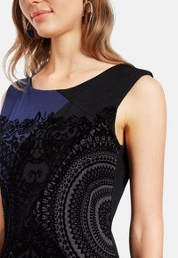 Desigual Vestido informal - black