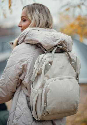 VUCH, ENGELIS VELA - Wickeltasche - beige