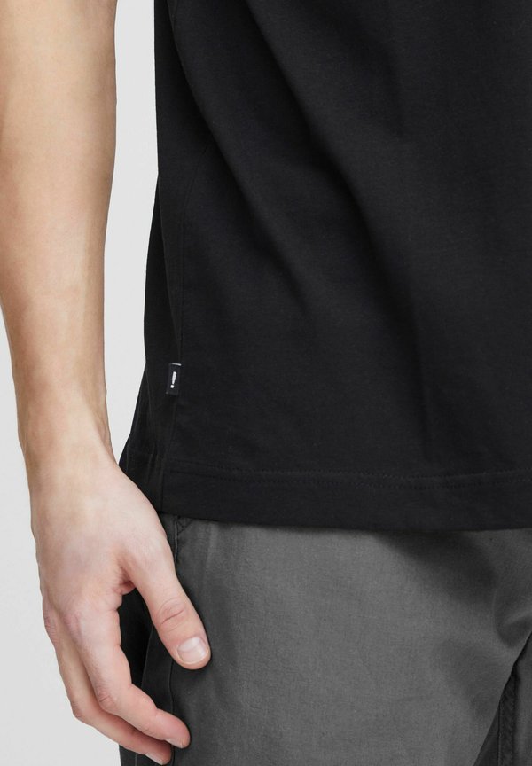 SDMALLE 2 PACK - Basic T-shirt4