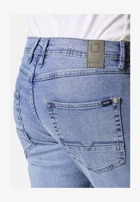 Unausgewählt, skyblue used