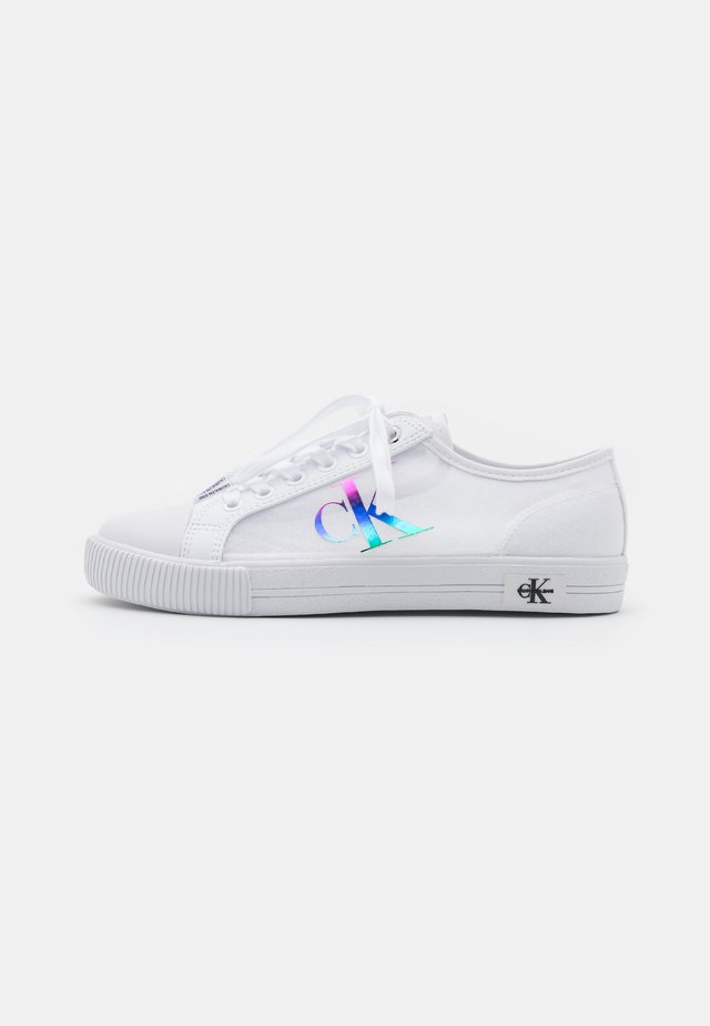 VULCANIZED LACEUP - Sneakers - bright white