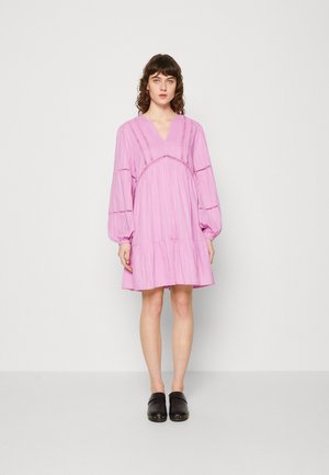 mbyM INGE - Φόρεμα ημέρας - violet