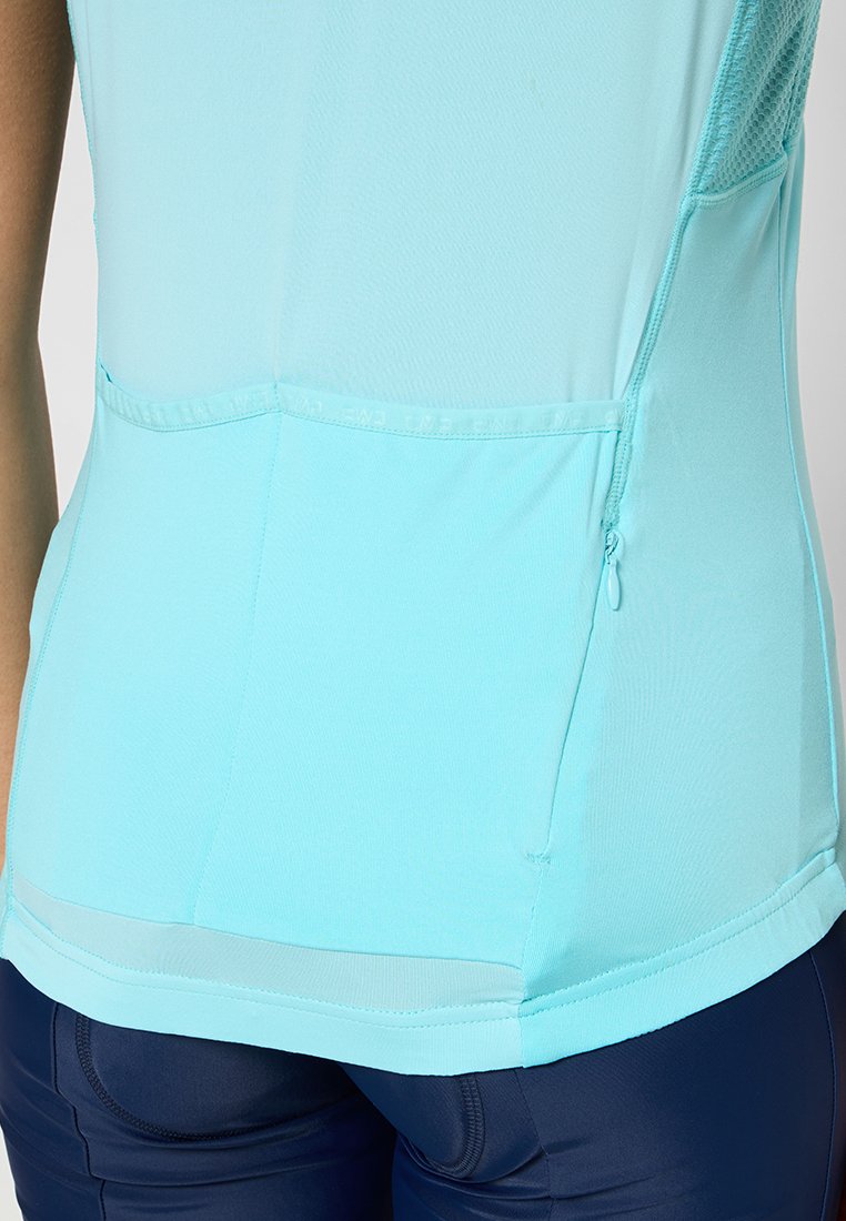 Hellblaues Sporttanktop aus atmungsaktiver Materialien, mit einem Netzpaneel auf der Rückseite und einer Reißverschlusstasche an der Seite.