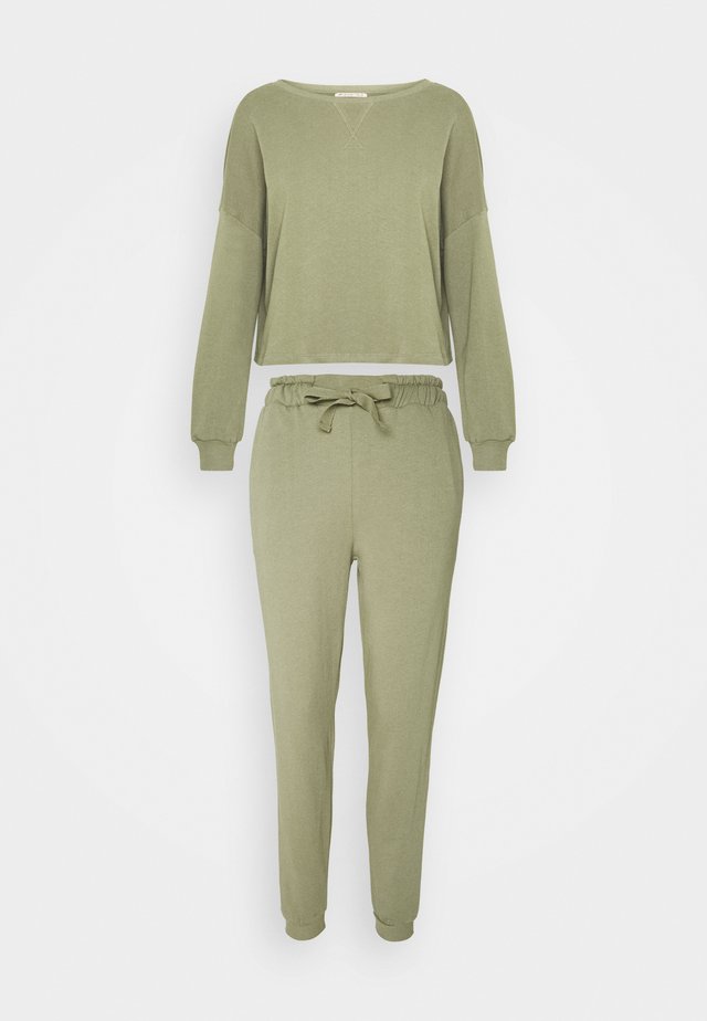 Pyjama set - khaki