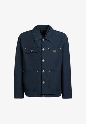 Marineblå jakke med knaplukning, fire forlommer, inklusive én med klap, og en krave.