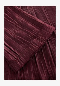 Niet geselecteerd, burgundy red