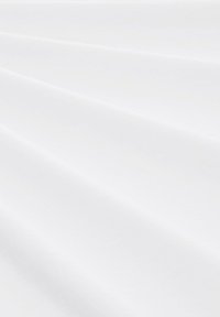 TOM TAILOR MIT DETAIL - Camiseta estampada - white