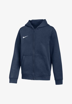 Felpa con cappuccio Nike blu navy con cerniera frontale, due tasche, maniche lunghe, polsini a coste e cappuccio, mostrata su sfondo bianco.