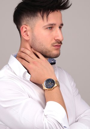Chronograph watch - blau- und goldfarben