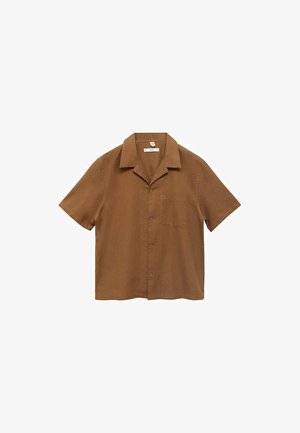 Hnedá košeľa s krátkym rukávom, golierom, predným zapínaním na gombíky a jednou náprsníkovou vreckom. Tkanina má hladkú textúru a vyznačuje sa neformálnym širokým strihom.