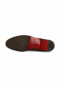 Semelle de chaussure en cuir marron avec une finition texturée, accent rouge au talon et logo gravé. Matériau en caoutchouc lisse avec une légère courbure.