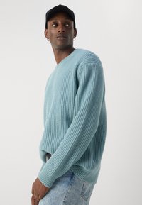 Mads Nørgaard VILHELM - Džemperis - slate