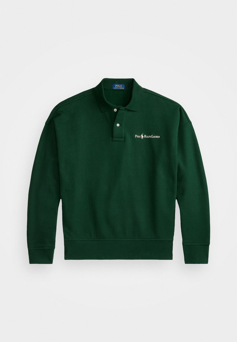 Mørkegrøn polo sweatshirt med lange ærmer, to knapper ved kraven, ribbede manchetter og bund, med et hvidt broderet logo på brystet.
