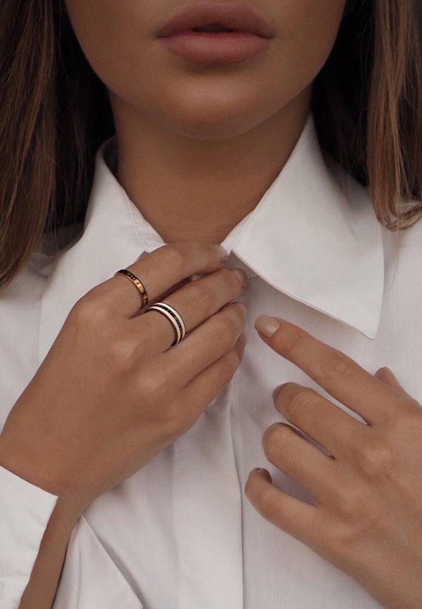 CLASSIC SATIN WHITE - Ring