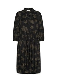 Rochie neagră dintr-un material moale, cu un model floral în verde închis. Are decolteu în V, mâneci trei sferturi și o siluetă fluidă.