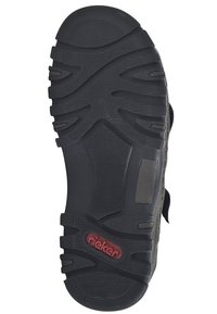 Schwarze Gummisohle mit strukturiertem Profil, ausgestattet mit einem roten "rieker"-Logo. Das Design umfasst verschiedene Rillen für Traktion und Stabilität.