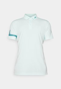 Helles, minzfarbiges Poloshirt aus glattem Stoff, mit klassischem Kragen, drei Knöpfen und einem kontrastierenden türkisfarbenen Akzent am Ärmel.