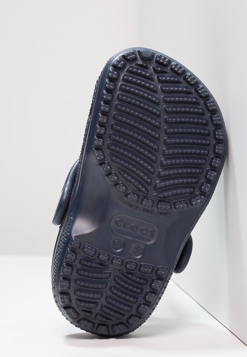 Crocs CLASSIC UNISEX - Chanclas de baño - navy — foto 5