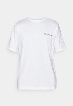 T-shirt en coton blanc à manches courtes, col rond, avec un logo « berghaus » en violet imprimé sur le côté gauche de la poitrine. Texture lisse, design décontracté.