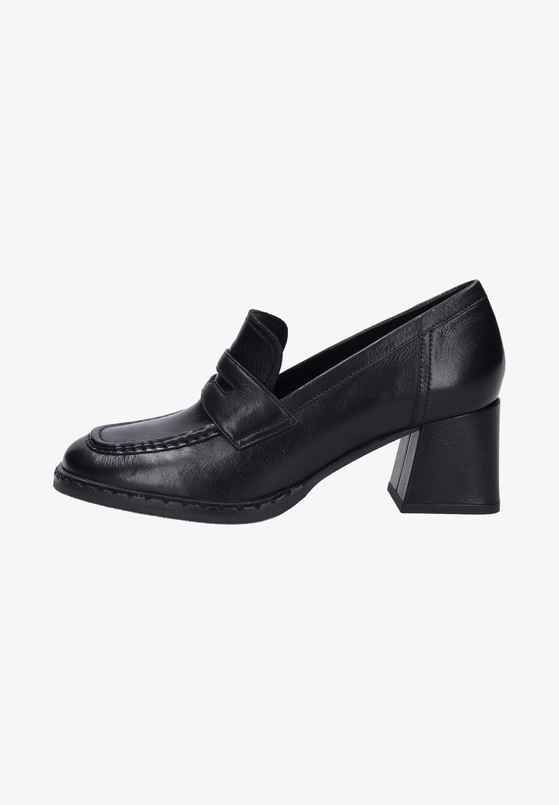 Mocassin en cuir noir pour femme avec bout arrondi, coutures apparentes, bride à l'avant et talon bloc, présenté de profil sur fond blanc.