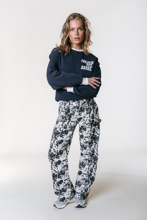 TINSLEY - Egyenes szárú farmer - beige