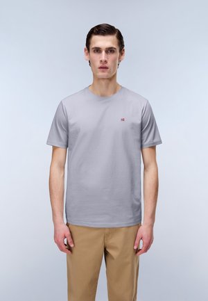 Napapijri SALIS SS SUM - Camiseta básica - shark skin hcb