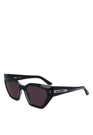 Schwarze Sonnenbrille im Cat-Eye-Design mit dunklen Gläsern, glänzender Oberfläche und subtilen Logoakzenten an den Bügeln.